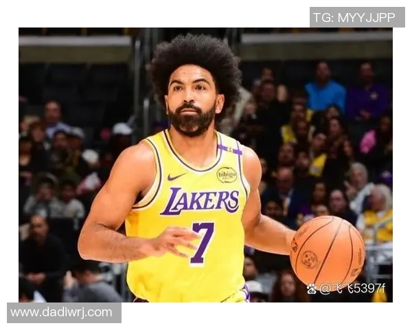 10月7日热火与湖人精彩对决全场比赛录像回顾与精彩瞬间分析 10月7日热火与湖人精彩对决全场比赛录像回顾与精彩瞬间分析