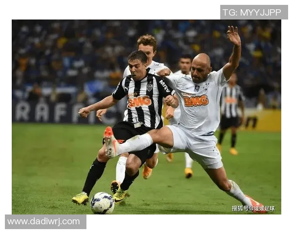 圣保罗与弗鲁米嫩塞精彩对决直播全程回顾与分析