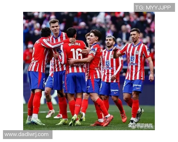 击溃马竞!莱万离谱丢点,巴萨3-1翻盘,全取三分,稳住西甲第一 击溃马竞!莱万离谱丢点,巴萨3-1翻盘,全取三分,稳住西甲第一