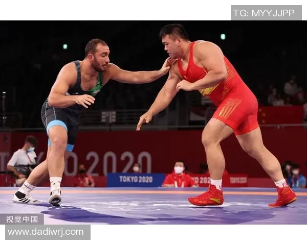 十五运会摔跤竞赛第三个竞赛日邓志伟完成“三连冠” 十五运会摔跤竞赛第三个竞赛日邓志伟完成“三连冠”